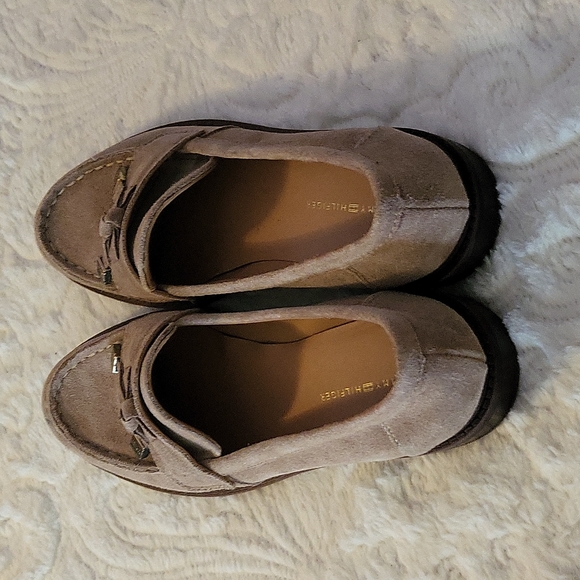 Tommy Hilfiger Women's Suede Shoes Size 7 1/2 - Picture 5 of 11